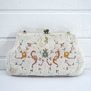 JORELLE BEADED CLUTCH #176-10
